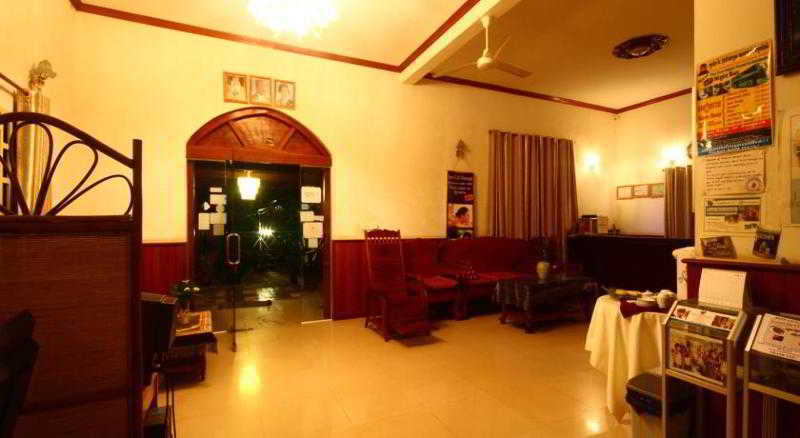 Central Night Hotel Сием Реап Екстериор снимка